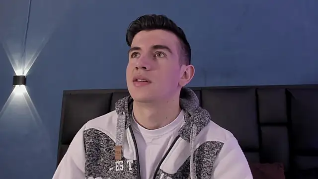 MikaelSlow online show from 8, 10, 2025