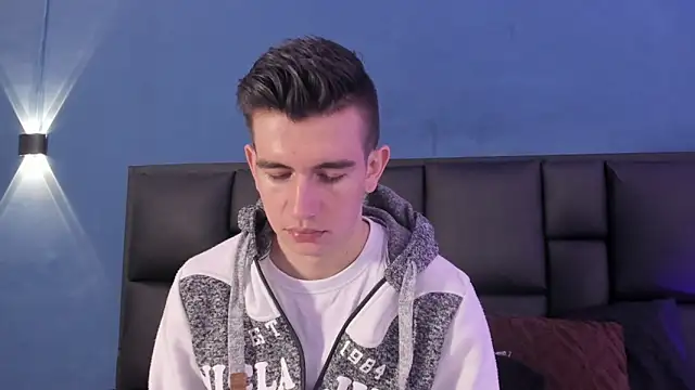 MikaelSlow online show from 9, 10, 2025