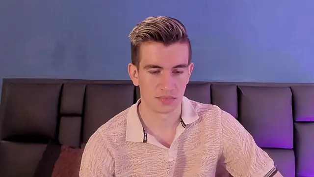 MikaelSlow online show from 8, 2, 2026