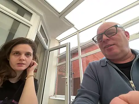 EllieDay online show from 13, 1, 2026