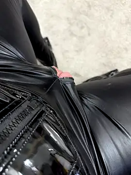 SexyLatexObject online show from 30, 9, 2025