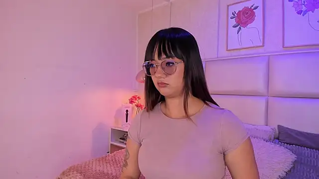 Snapshot of Aily_Yozuko chatting on 1, 5, 2026 Aily Yozuko online show from 1, 5, 2026