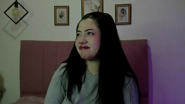 Snapshot of GENNESIS_LOVE chatting on 5, 11, 2025 GENNESIS LOVE online show from 5, 11, 2025