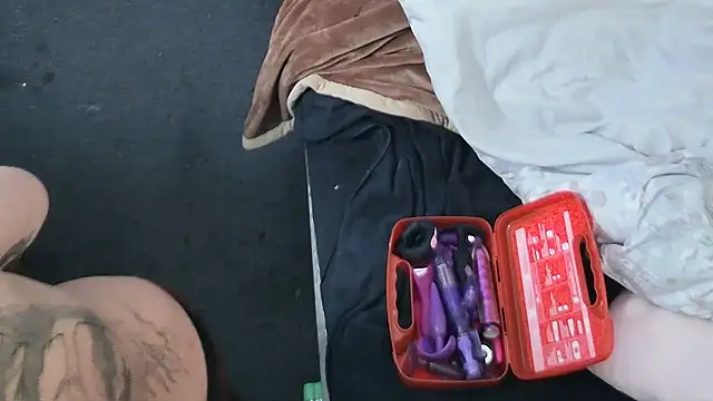 ROCKHARDDADDY86 online show from 9, 2, 2026