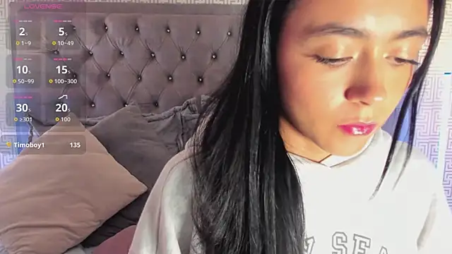 HannaClarrk  online show from 12, 1, 2026