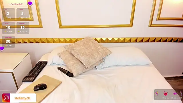 Snapshot of amor_smith_ chatting on 8, 3, 2025 amor smith online show from 8, 3, 2025