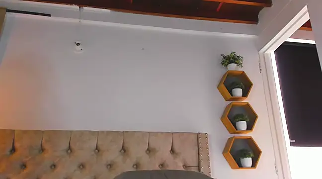 Anya Texas online show from 13, 3, 2025