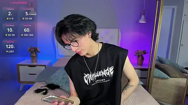 cherryy boy online show from 29, 10, 2025