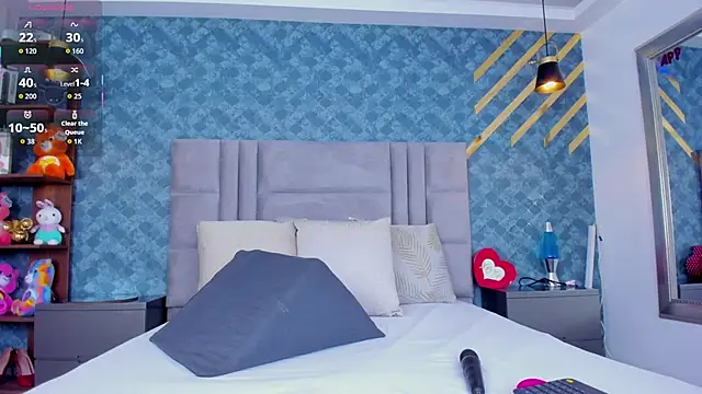 NiiaMoore online show from 8, 4, 2026