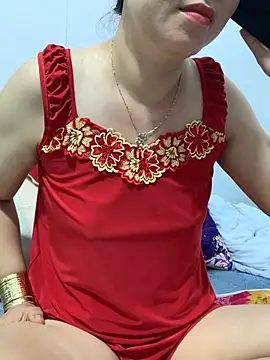 Baby-bigtits online show from 7, 3, 2025