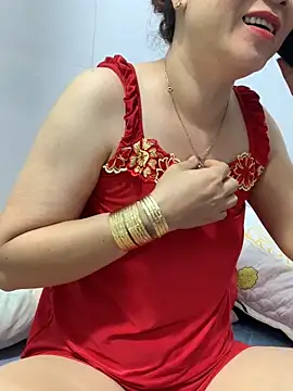 Baby-bigtits online show from 19, 3, 2025