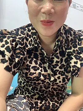 Baby-bigtits online show from 6, 10, 2025