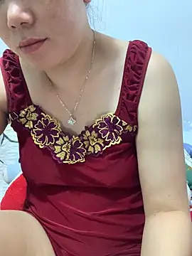 Baby-bigtits online show from 2, 11, 2025