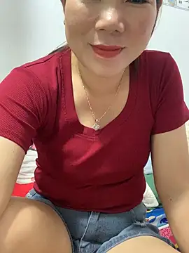 Baby-bigtits online show from 3, 11, 2025