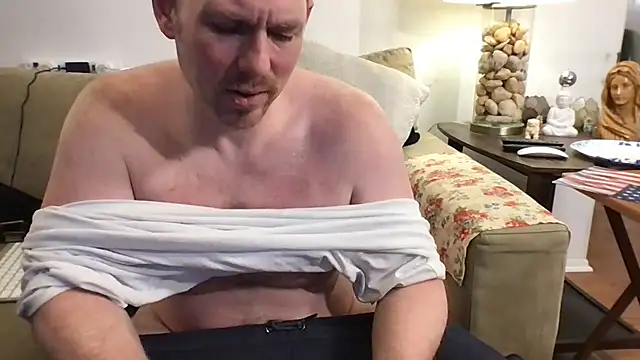 Snapshot of Rock_Pierce chatting on 5, 11, 2025 Rock Pierce online show from 5, 11, 2025