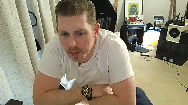 Snapshot of Rock_Pierce chatting on 7, 11, 2025 Rock Pierce online show from 7, 11, 2025