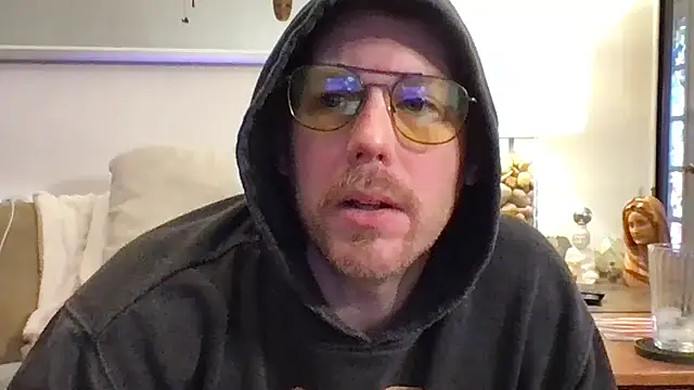 Snapshot of Rock_Pierce chatting on 14, 11, 2025 Rock Pierce online show from 14, 11, 2025