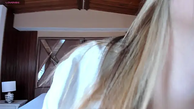 IsabellaaJoness online show from 16, 1, 2026