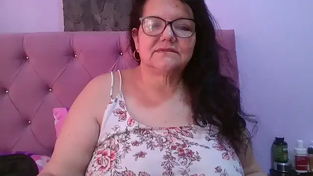 Snapshot of kassandra02 chatting on 14, 7, 2026 kassandra02 online show from 14, 7, 2026