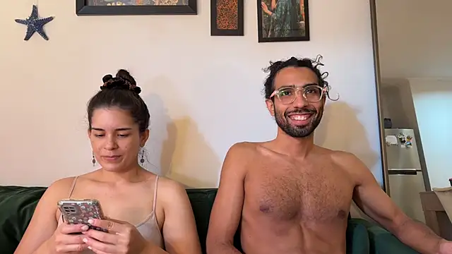 Redfloweer1 online show from 8, 4, 2026