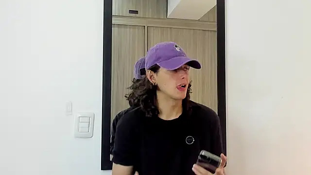 alex connorr online show from 31, 1, 2025