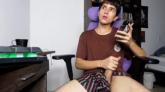 alex connorr online show from 9, 10, 2025