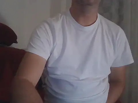 Snapshot of fikoivos chatting on 16, 9, 2025 fikoivos online show from 16, 9, 2025