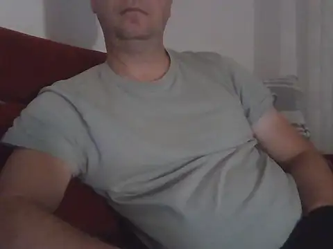 Snapshot of fikoivos chatting on 17, 9, 2025 fikoivos online show from 17, 9, 2025