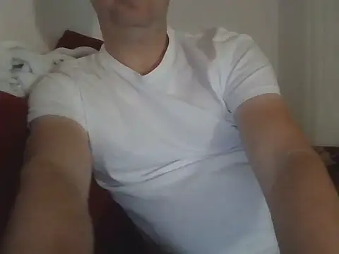 fikoivos online show from 3, 8, 2026