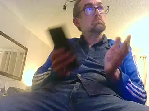 Snapshot of bibananaman chatting on 5, 1, 2025 bibananaman online show from 5, 1, 2025