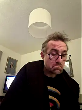 Snapshot of bibananaman chatting on 12, 1, 2025 bibananaman online show from 12, 1, 2025