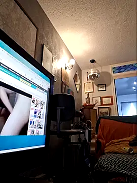 Snapshot of bibananaman chatting on 4, 10, 2025 bibananaman online show from 4, 10, 2025