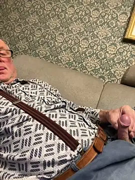 Snapshot of oldgayman chatting on 7, 10, 2025 oldgayman online show from 7, 10, 2025