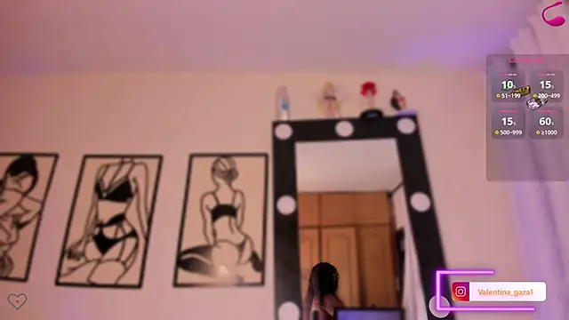 Snapshot of Val_daniiels chatting on 27, 1, 2025 Val daniiels online show from 27, 1, 2025