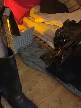 Snapshot of alexheels_boots chatting on 5, 2, 2025 alexheels boots online show from 5, 2, 2025