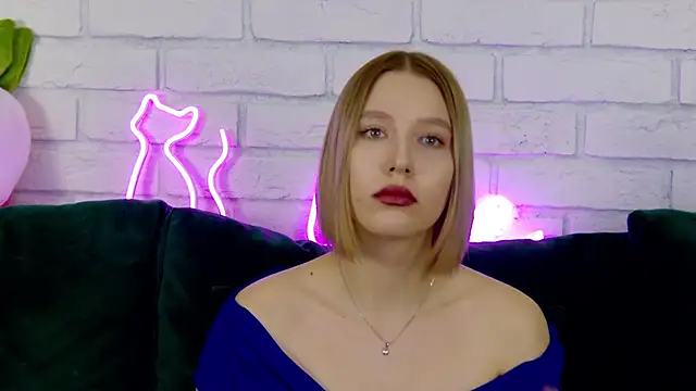 LiliLinn online show from 10, 3, 2025