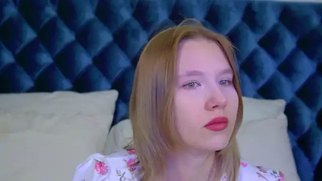 LiliLinn online show from 22, 10, 2025