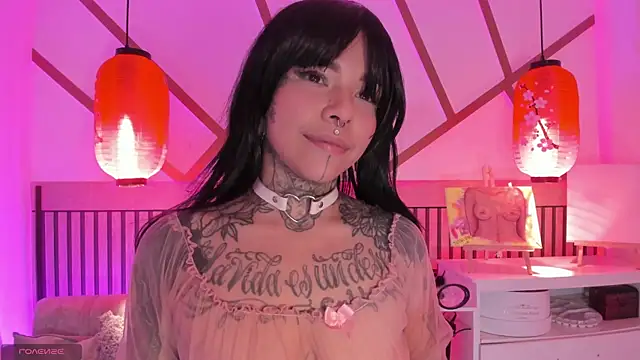Snapshot of NinaInk chatting on 11, 7, 2026 NinaInk online show from 11, 7, 2026