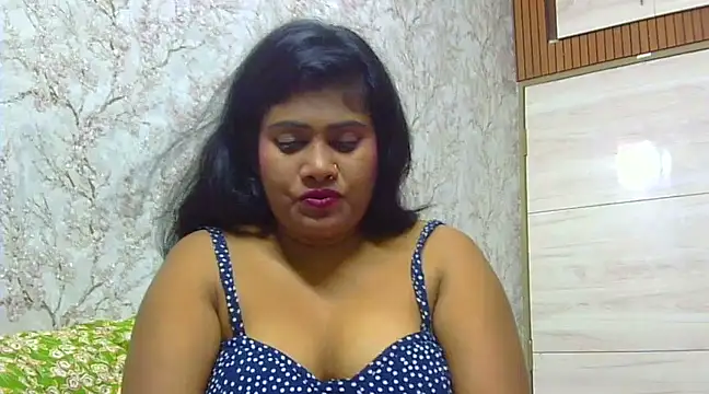 Snapshot of sexy_roma chatting on 13, 3, 2025 sexy roma online show from 13, 3, 2025