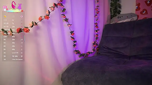 Snapshot of GlamourNova chatting on 22, 3, 2025 GlamourNova online show from 22, 3, 2025