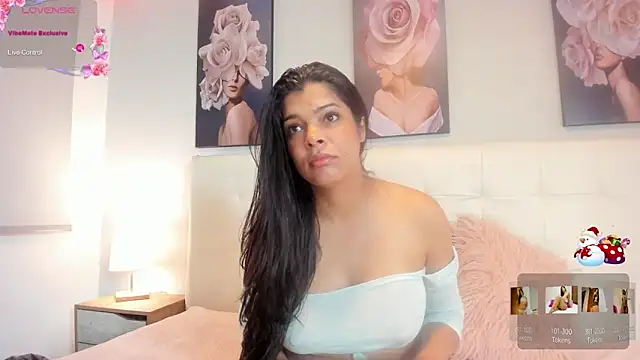 Snapshot of Sweetdreamses_ chatting on 6, 12, 2024 Sweetdreamses online show from 6, 12, 2024