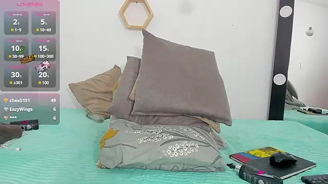 Snapshot of clarise_cooper chatting on 15, 3, 2025 clarise cooper online show from 15, 3, 2025