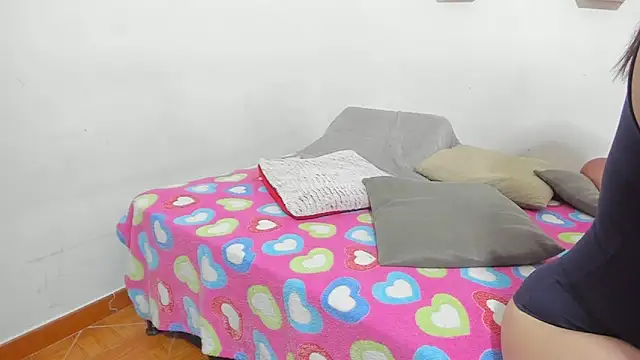 Snapshot of clarise_cooper chatting on 21, 11, 2025 clarise cooper online show from 21, 11, 2025