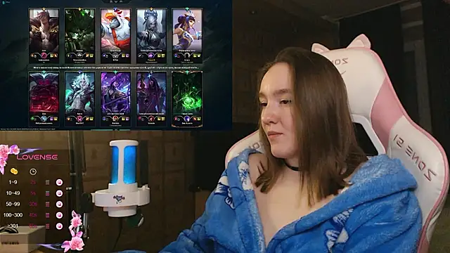 MoonlishSiren online show from 5, 2, 2026