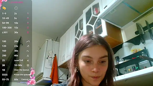 Sophie Bell online show from 4, 12, 2024