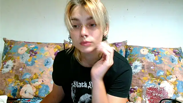 Sophie Bell online show from 4, 8, 2026