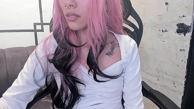 Snapshot of MelodyBliss chatting on 26, 9, 2025 MelodyBliss online show from 26, 9, 2025