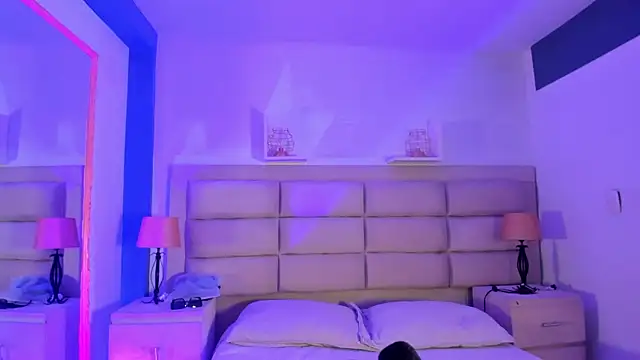 Snapshot of MelodyBliss chatting on 14, 10, 2025 MelodyBliss online show from 14, 10, 2025