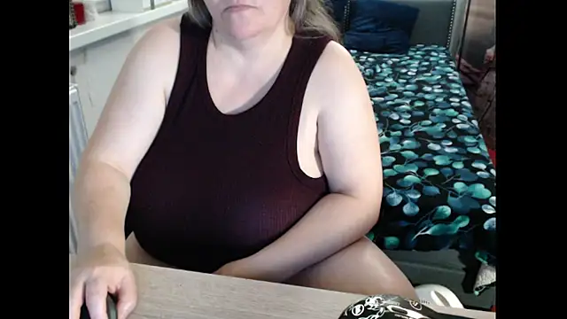 Sweetboobs online show from 21, 12, 2025