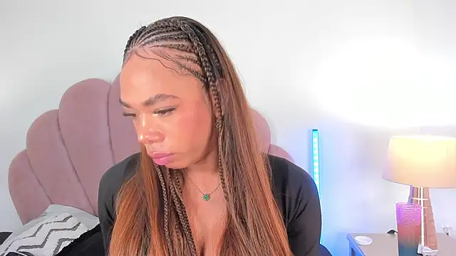 Nicole Paradise online show from 9, 1, 2026